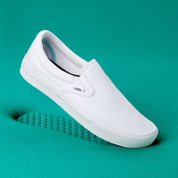 Vans Comfycush - Miesten Slip-on kengät - Valkoinen